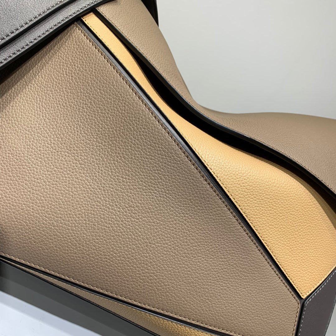 Loewe Puzzle Bag