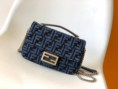 Fendi Baguette