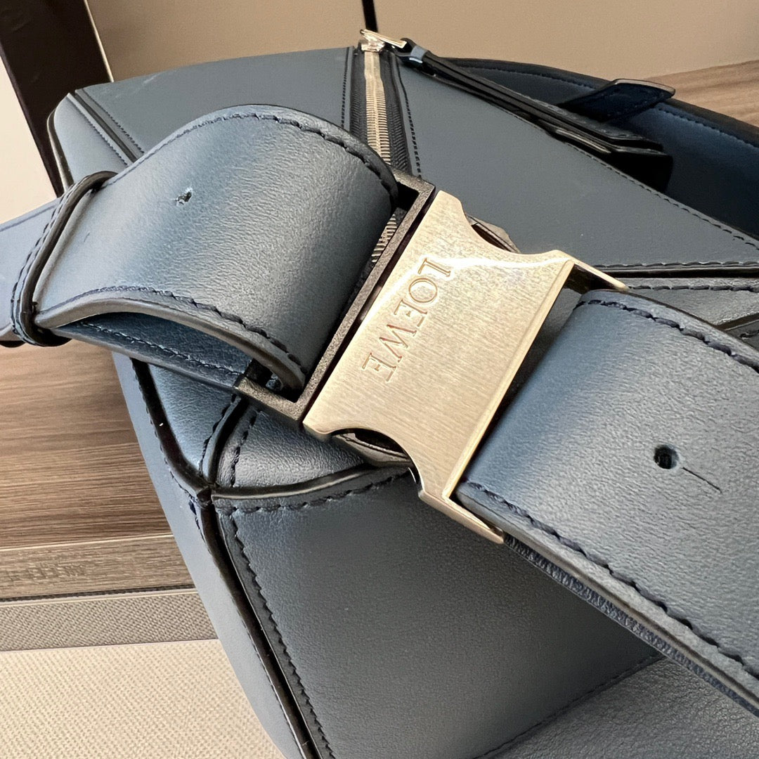 Loewe Puzzle Bag