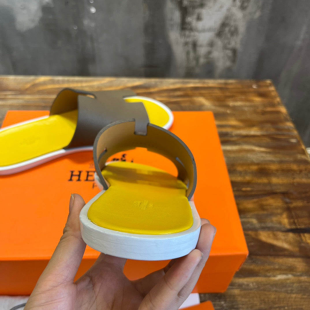 Hermes Sandal