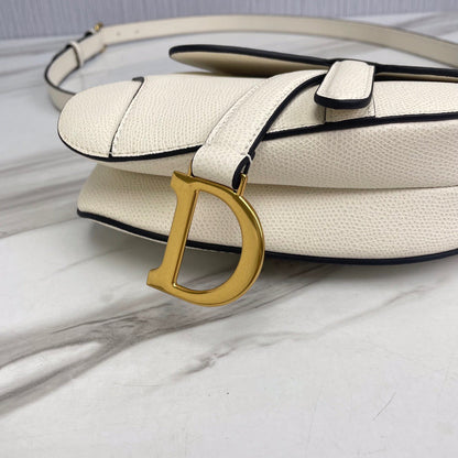 Dior Saddle