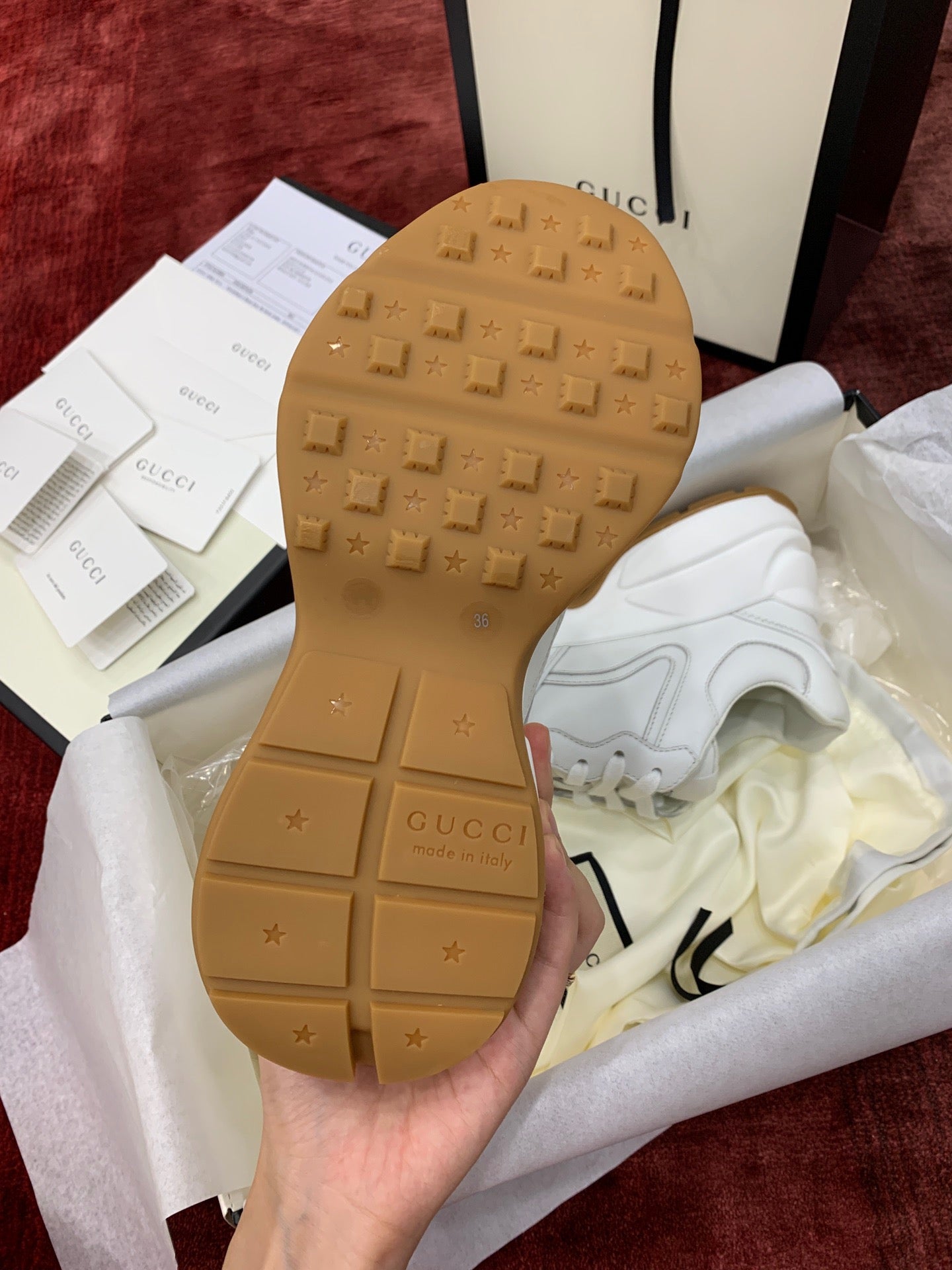 Gucci Sneakers