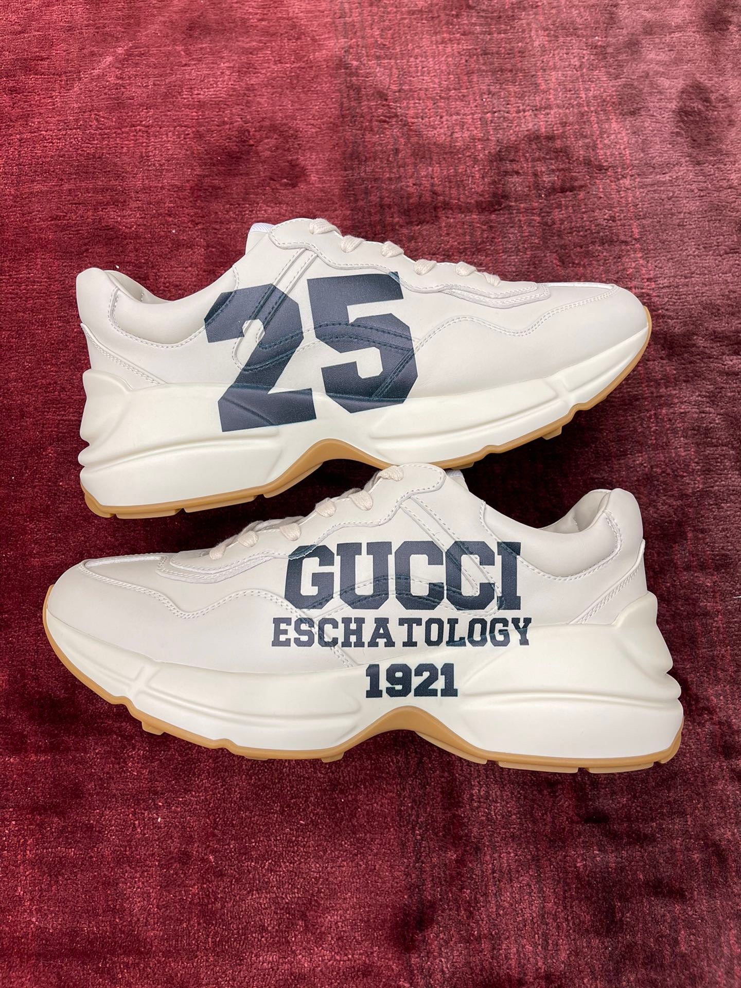 Gucci Sneakers