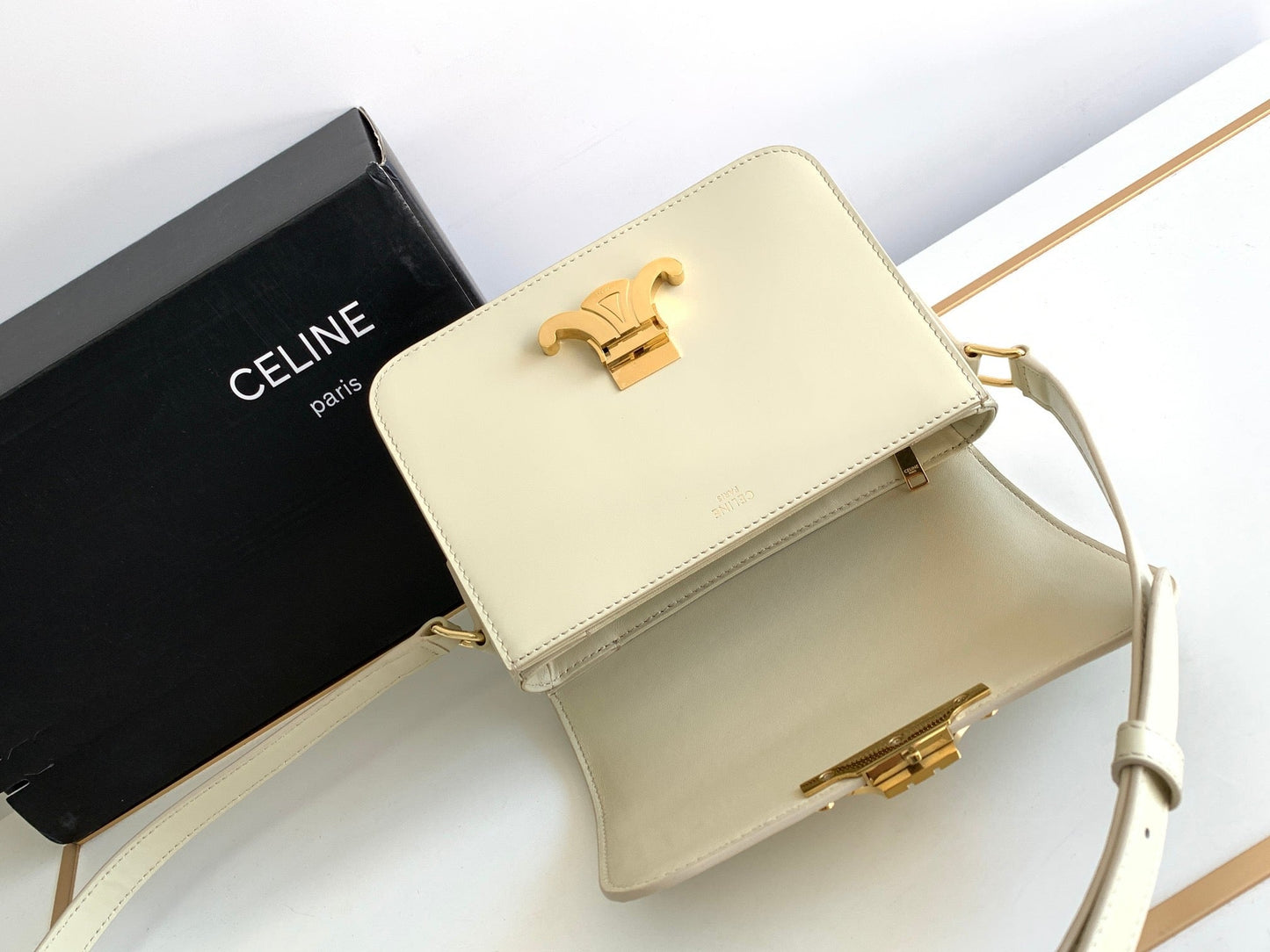 Celine Triomphe