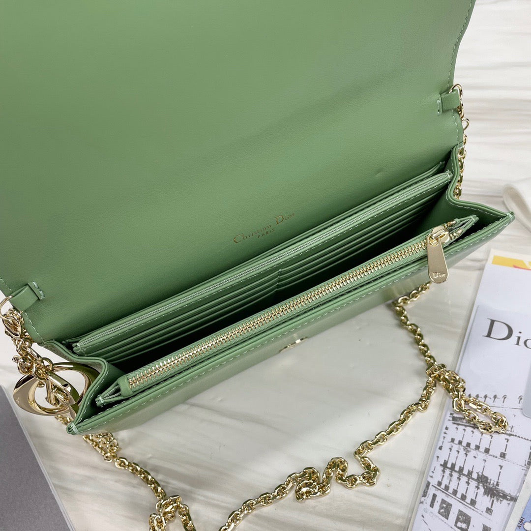 Dior WOC