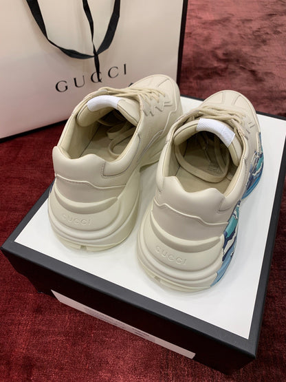Gucci Sneakers