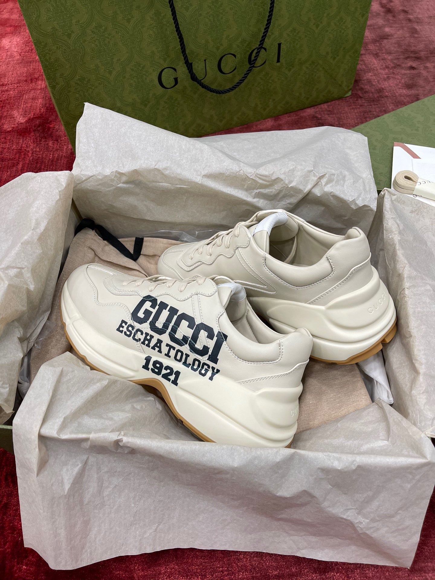 Gucci Sneakers