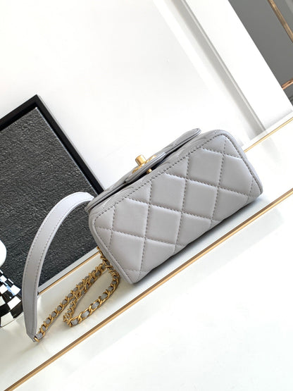 Chanel Mini Handle