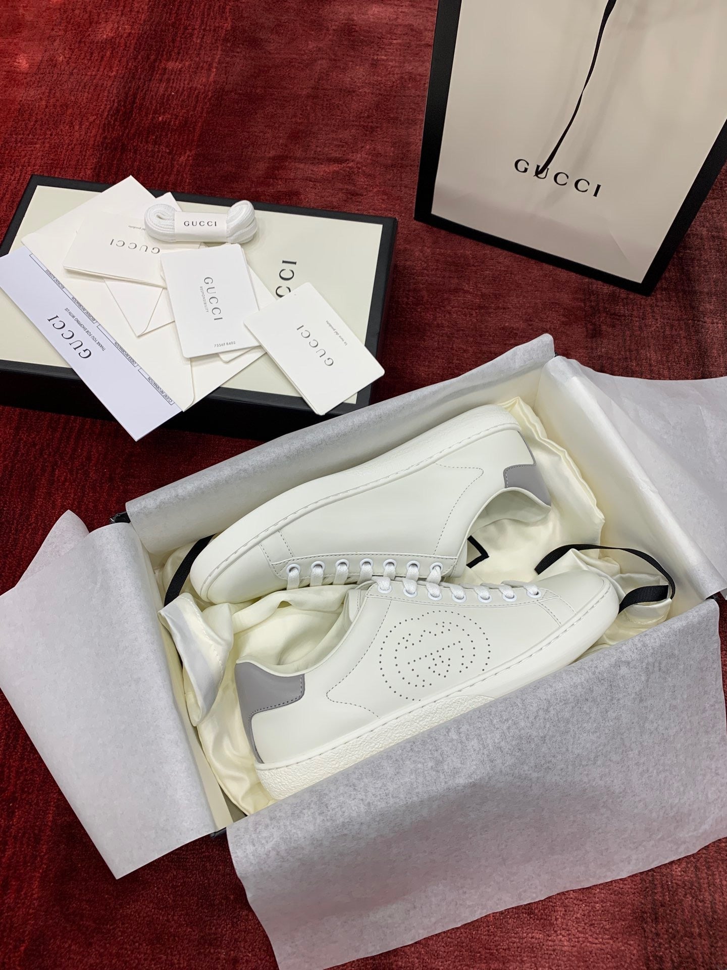 Gucci Sneakers