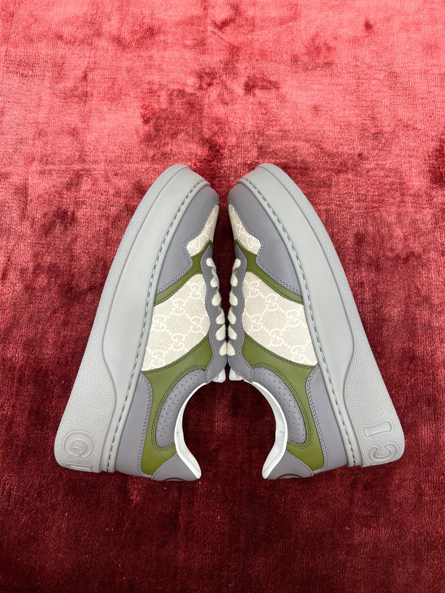 Gucci Sneakers