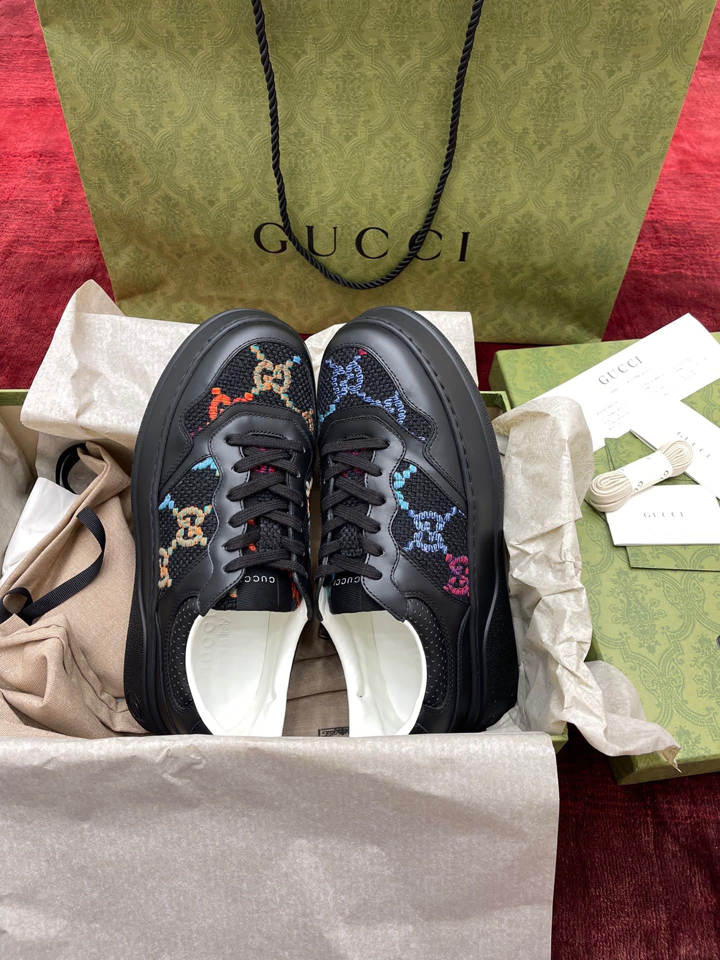 Gucci Sneakers