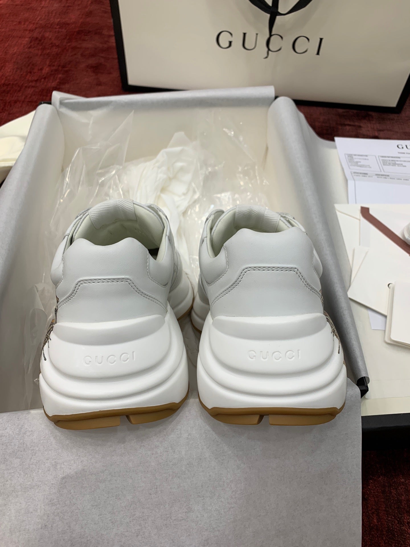 Gucci Sneakers