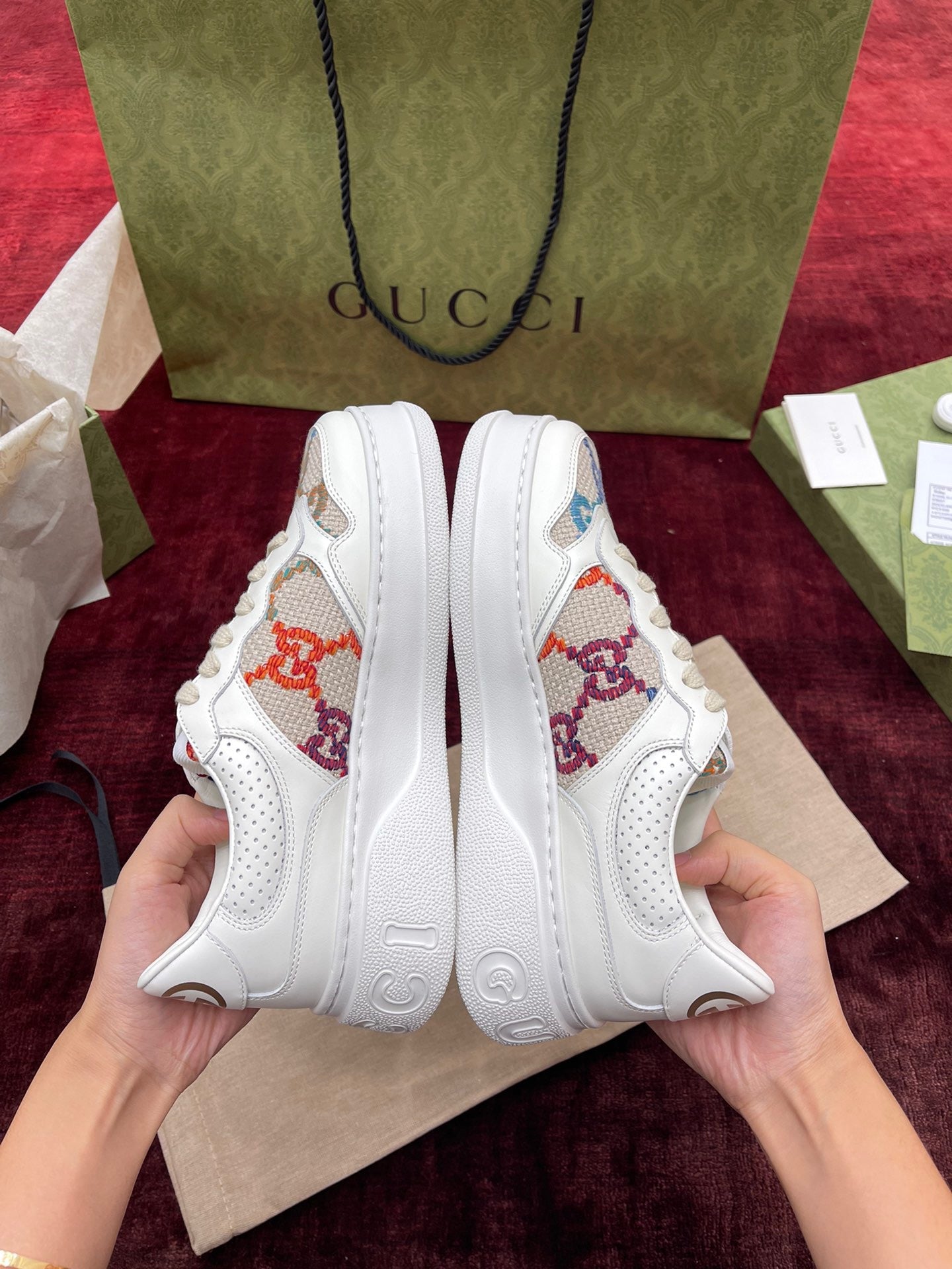 Gucci Sneakers