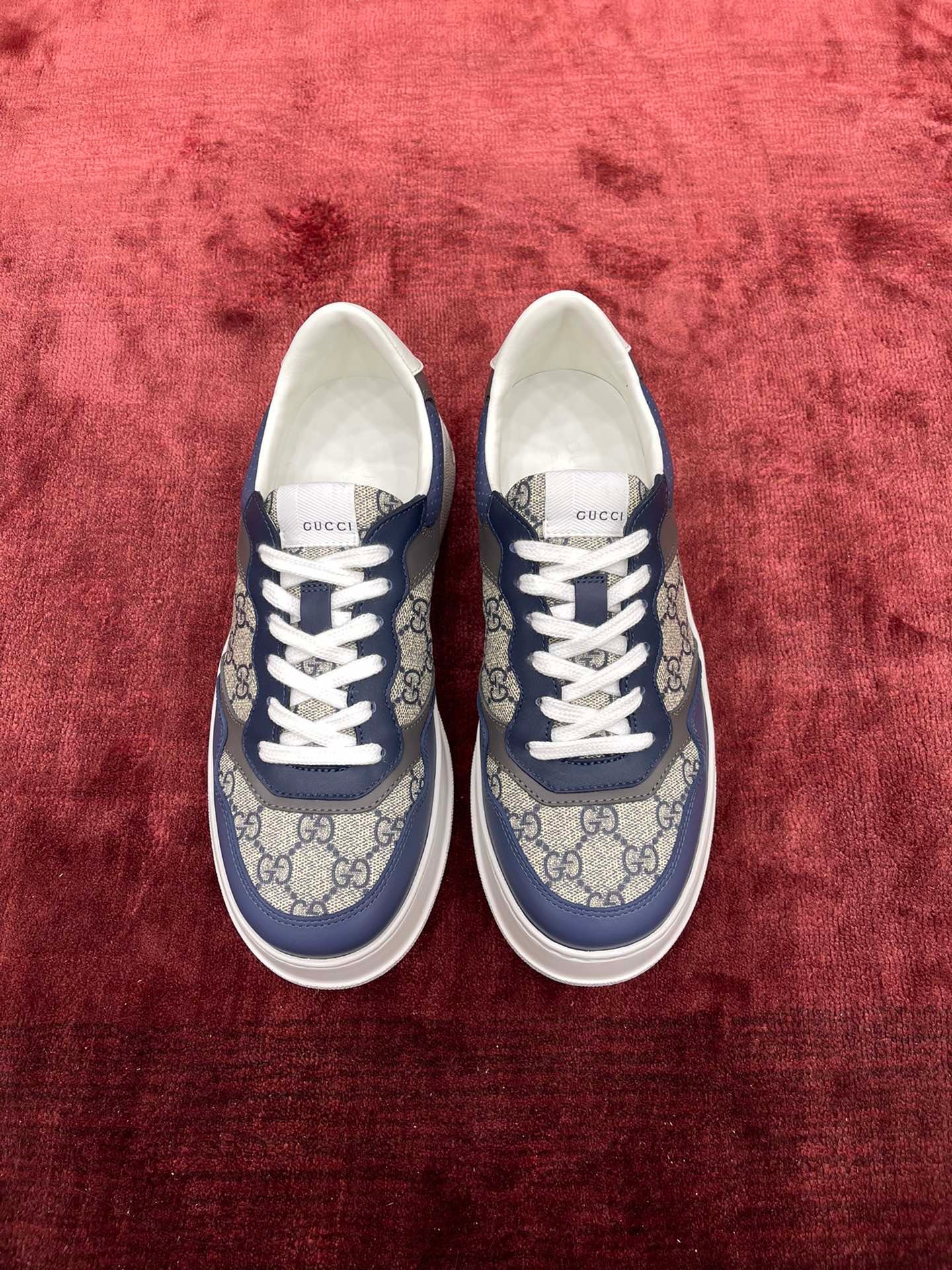 Gucci Sneakers