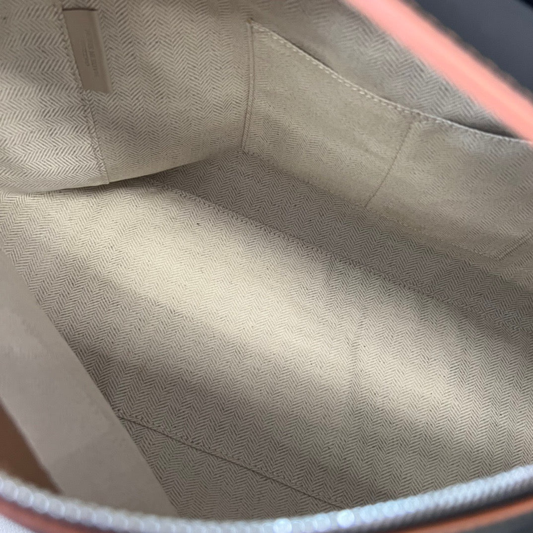 Loewe Puzzle Bag