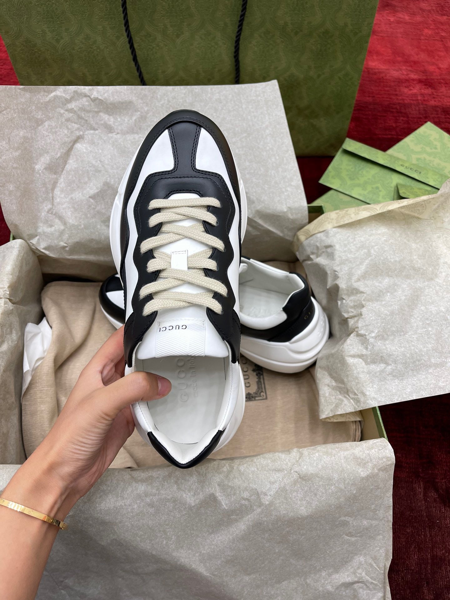 Gucci Sneakers