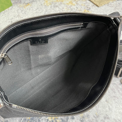 Gucci Clutch Bag
