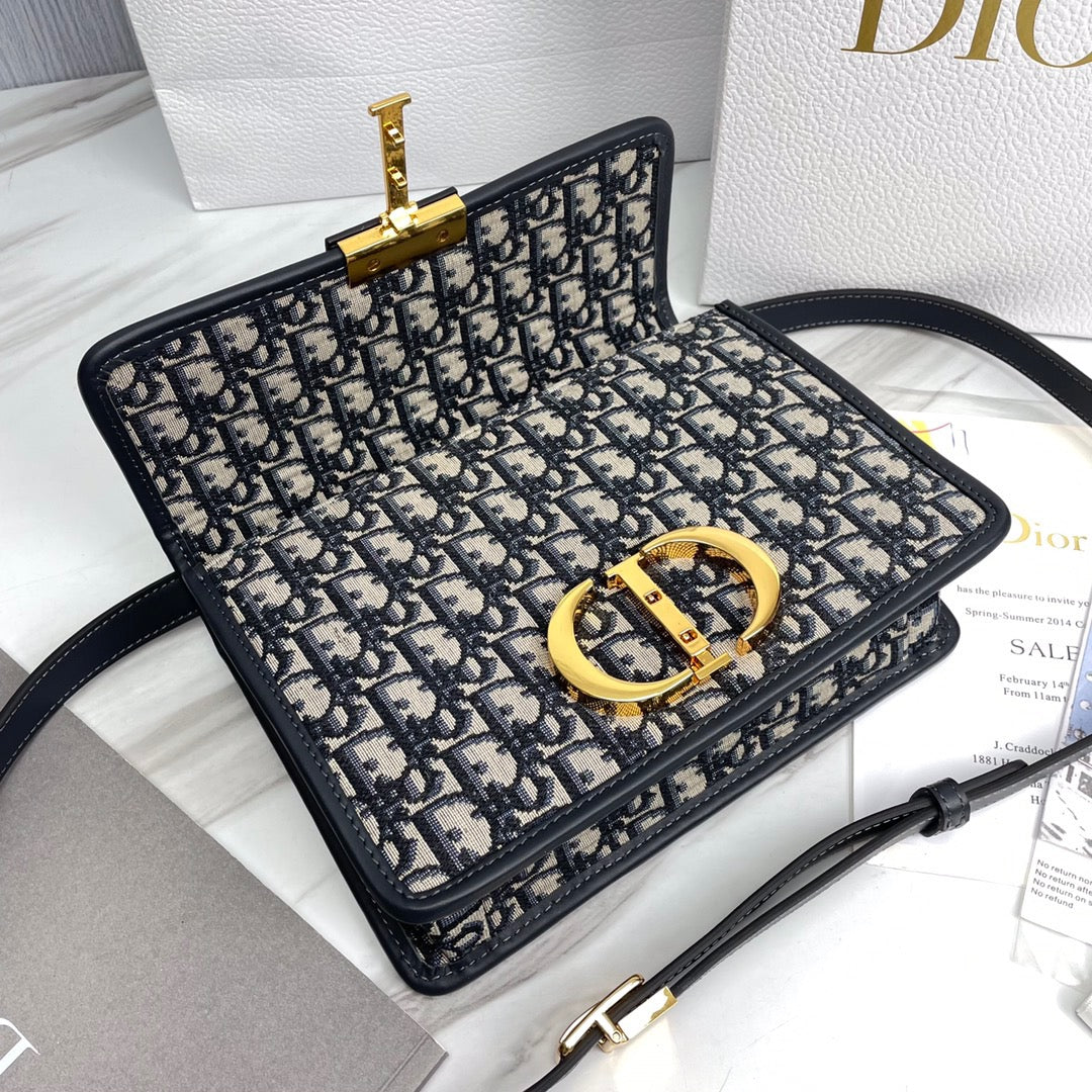 Dior Montaigne