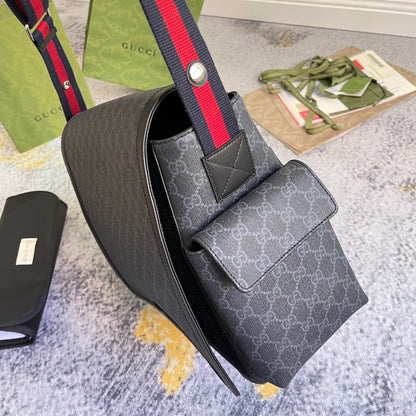 Gucci Messenger Bag