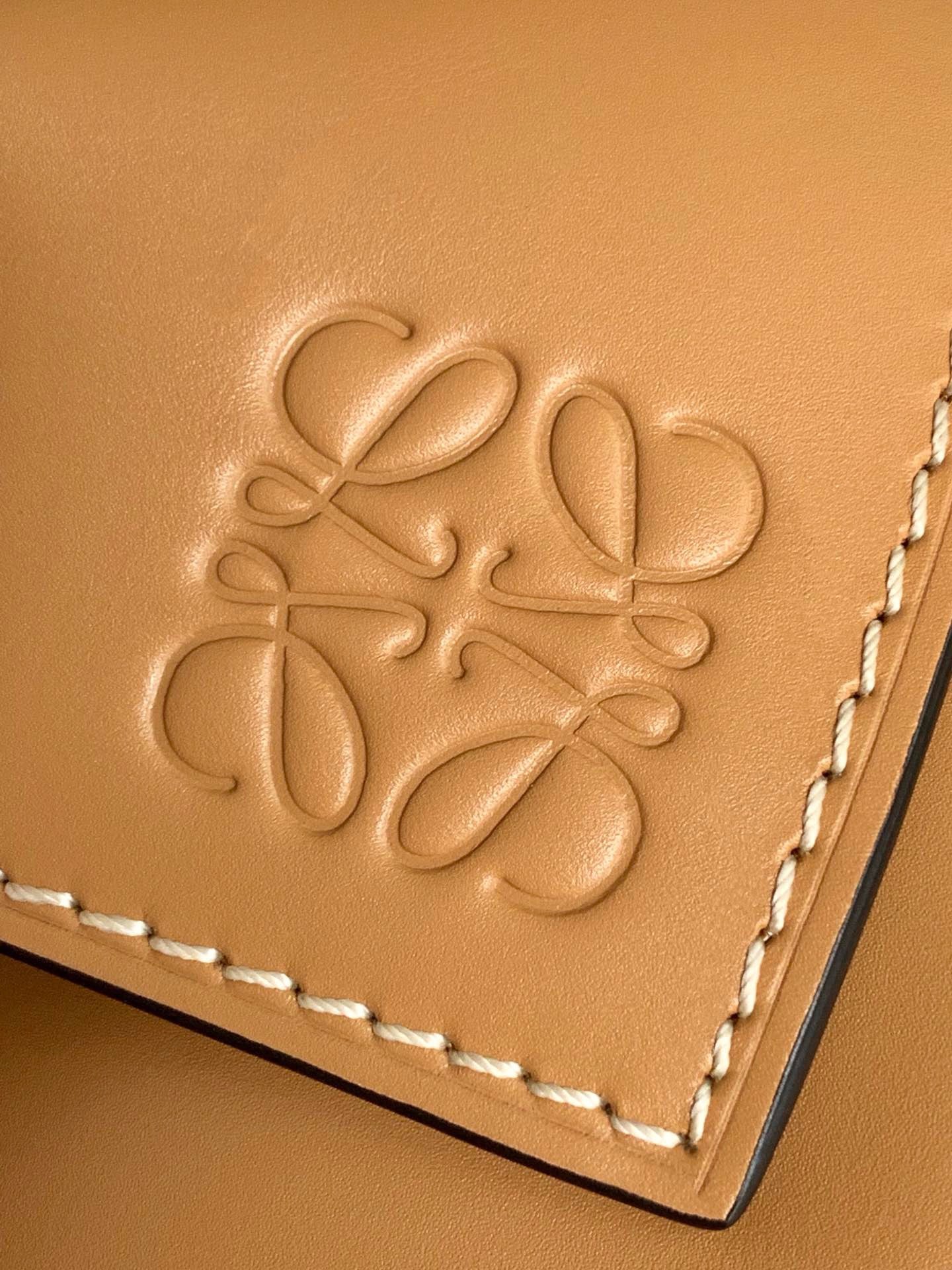 Loewe Puzzle Bag